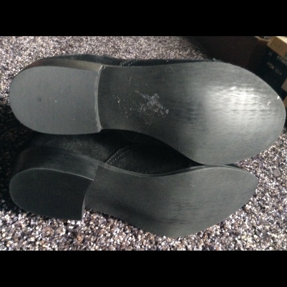 NIB Triple Buckle Booties - Picture 6 of 8